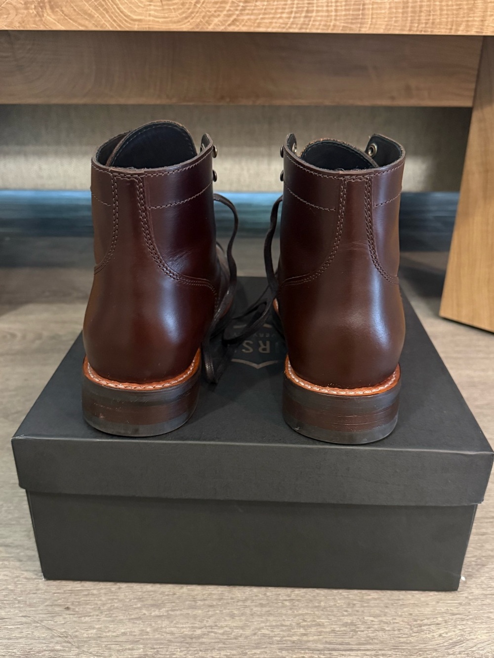 Thursday Men’s Leather Lace-Up Boots Brown Cap-Toe - Picture 4 of 9